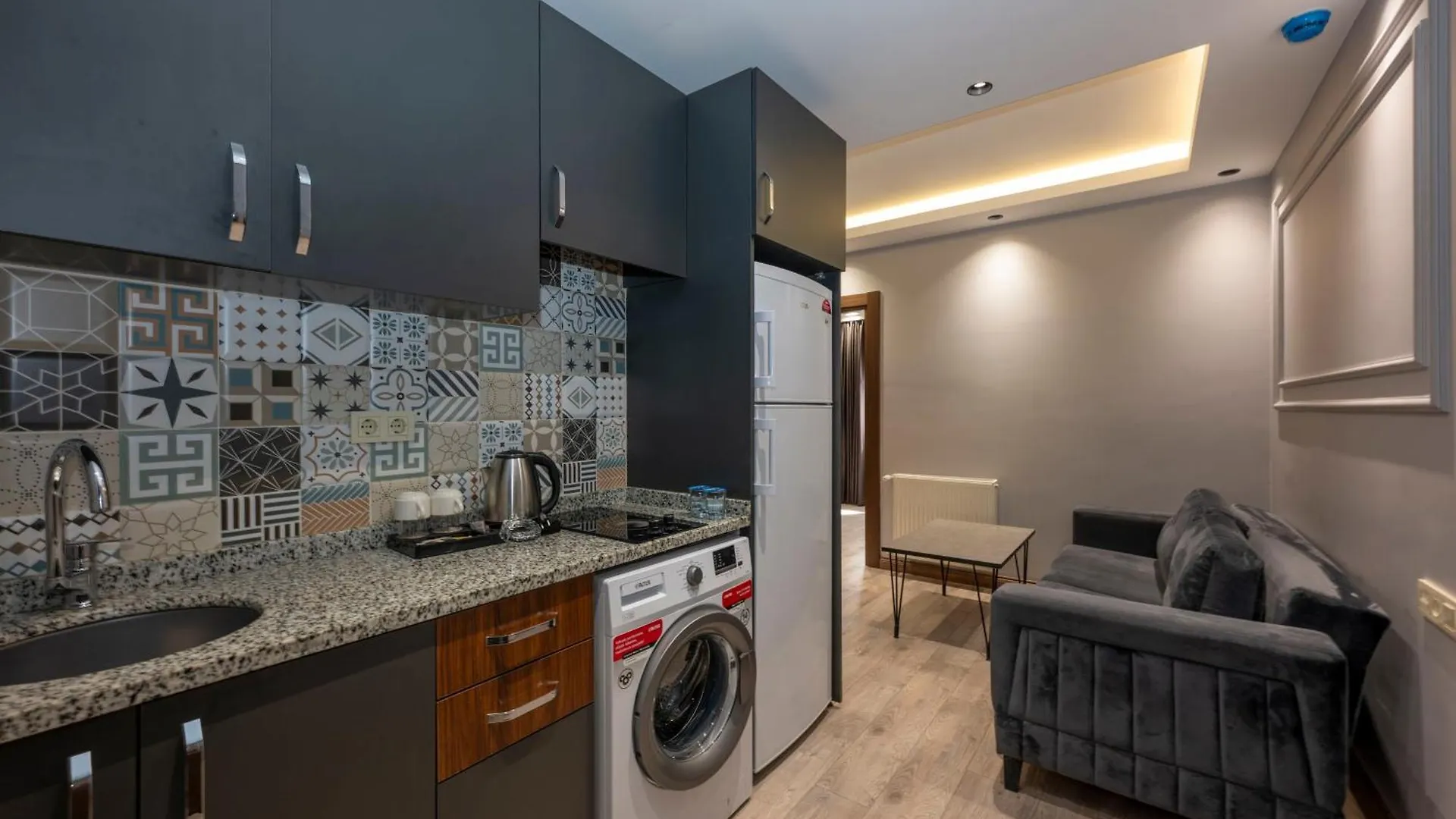 Comfort Suites Hotel Istanbul 2*,